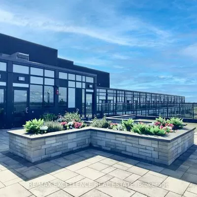 681, Yonge, Painswick South, Barrie