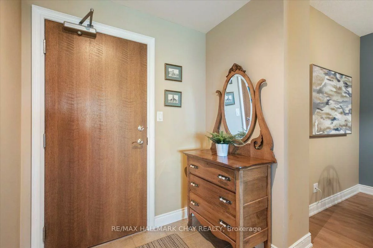 33, Ellen, Lakeshore, Barrie