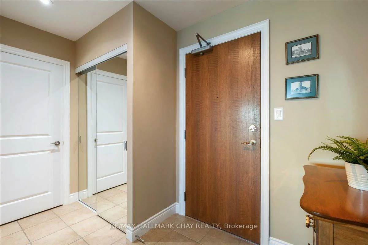 33, Ellen, Lakeshore, Barrie