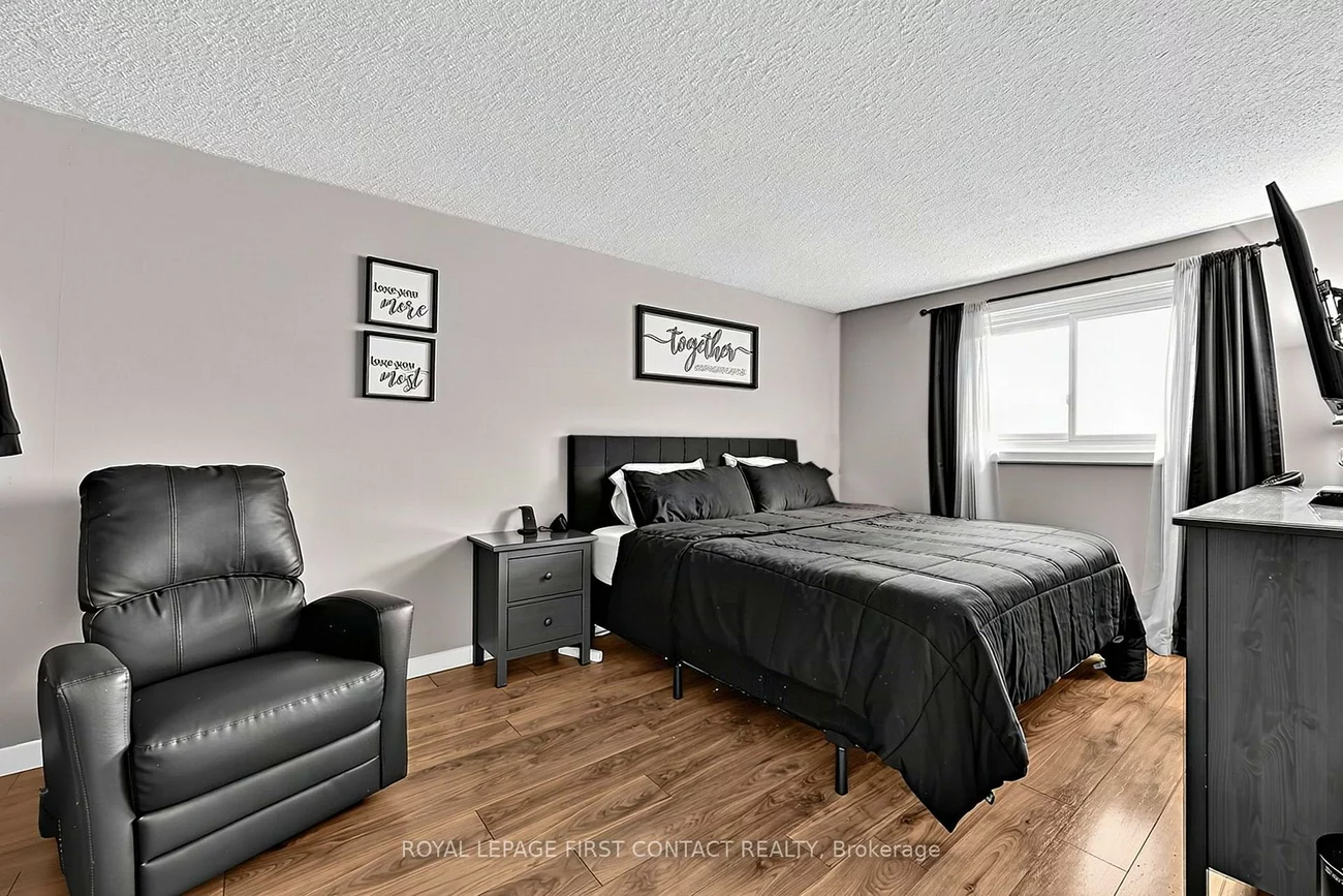 233, Innisfil, Allandale Centre, Barrie
