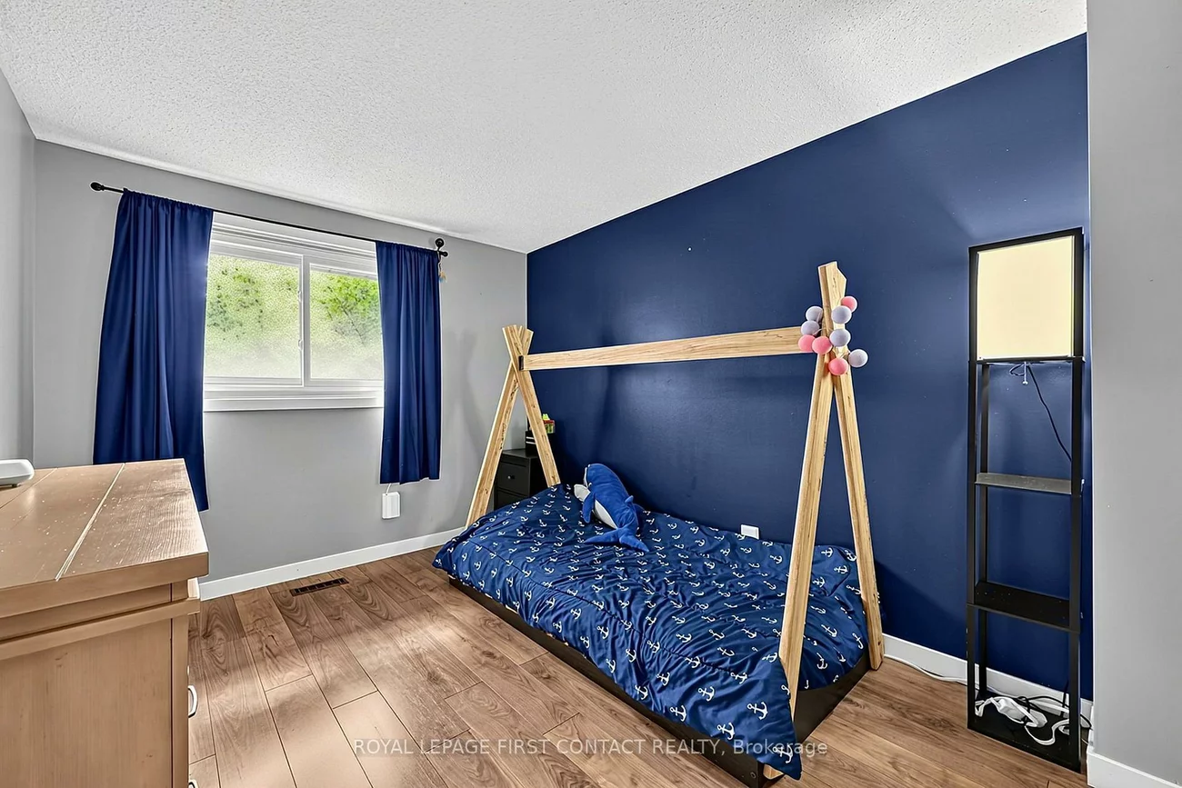 233, Innisfil, Allandale Centre, Barrie