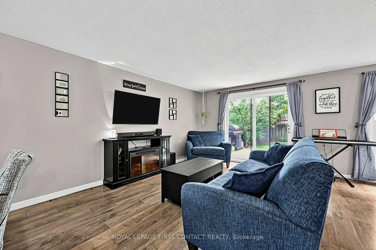 233, Innisfil, Allandale Centre, Barrie