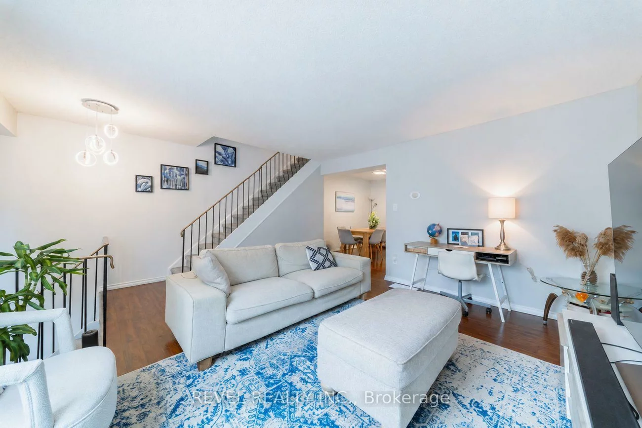 63, Ferris, Cundles East, Barrie