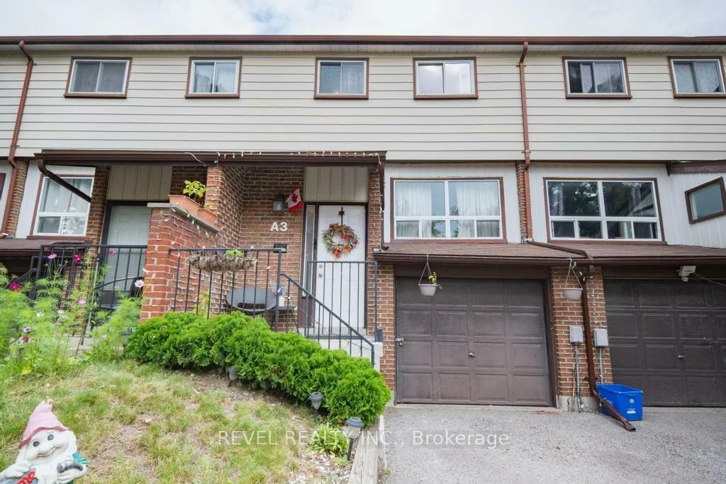 63, Ferris, Cundles East, Barrie
