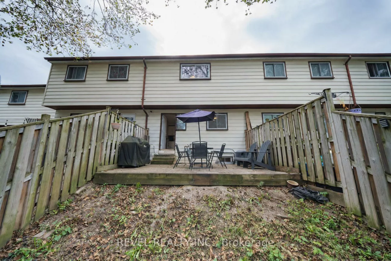 63, Ferris, Cundles East, Barrie