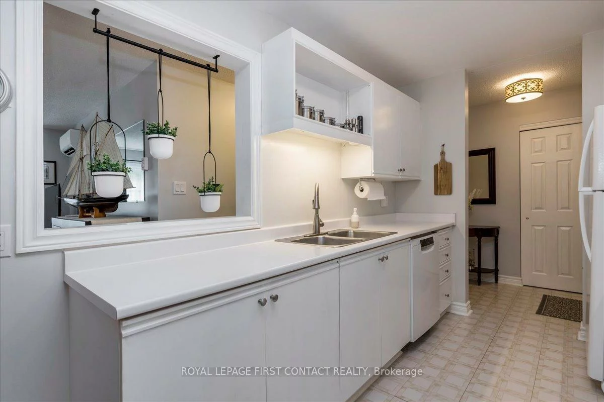 131, Clapperton, Wellington, Barrie