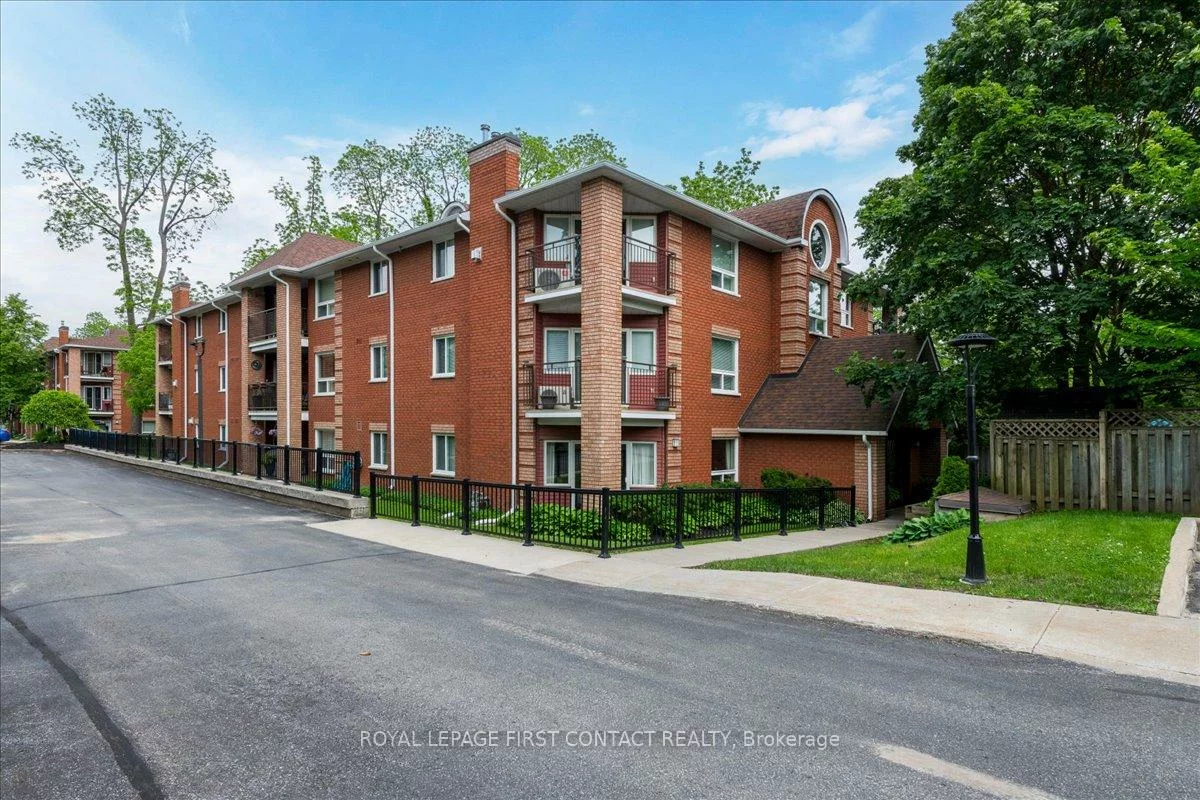 131, Clapperton, Wellington, Barrie