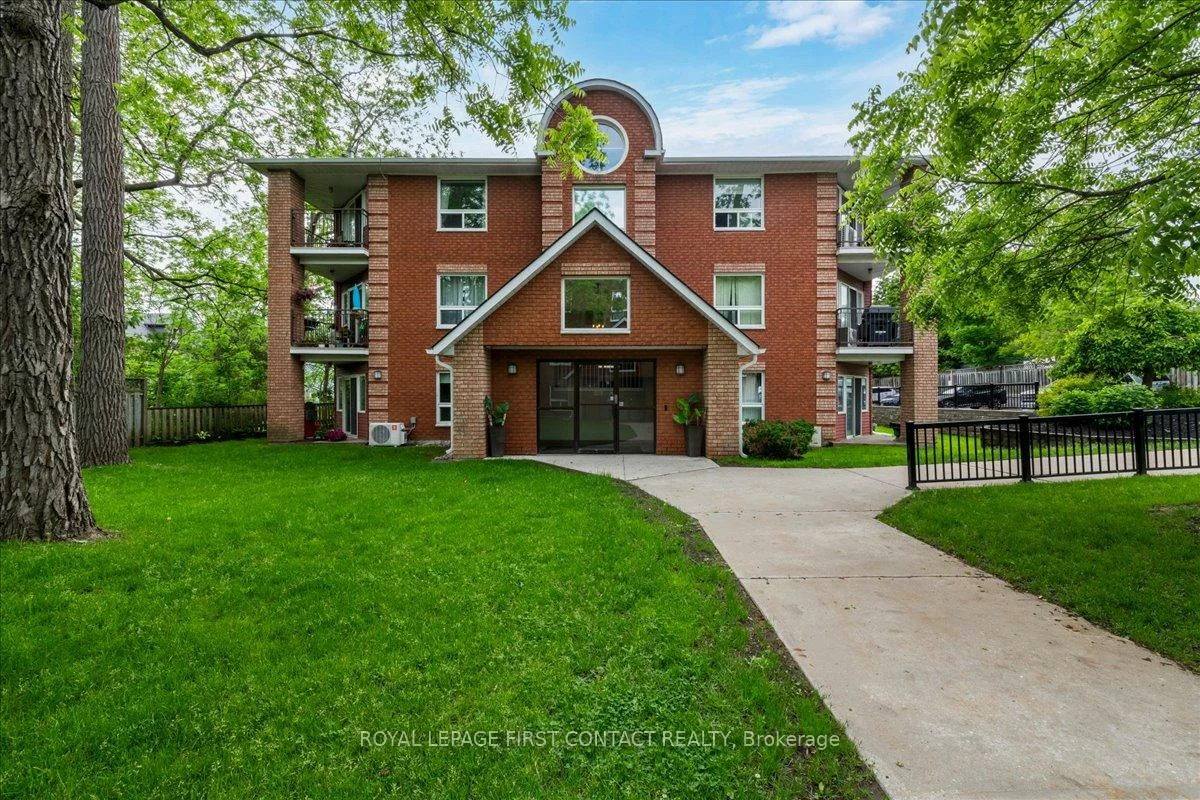 131, Clapperton, Wellington, Barrie
