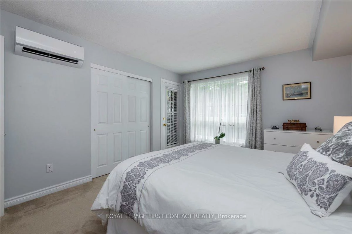 131, Clapperton, Wellington, Barrie