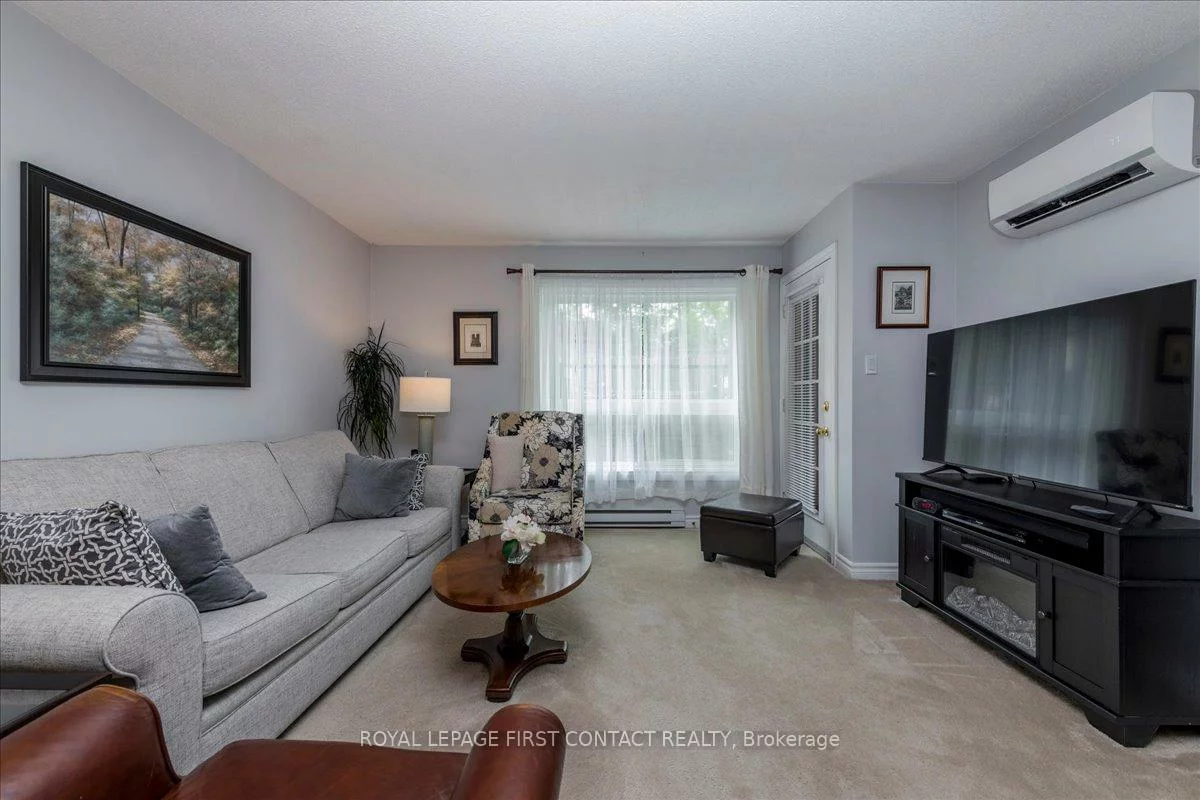 131, Clapperton, Wellington, Barrie