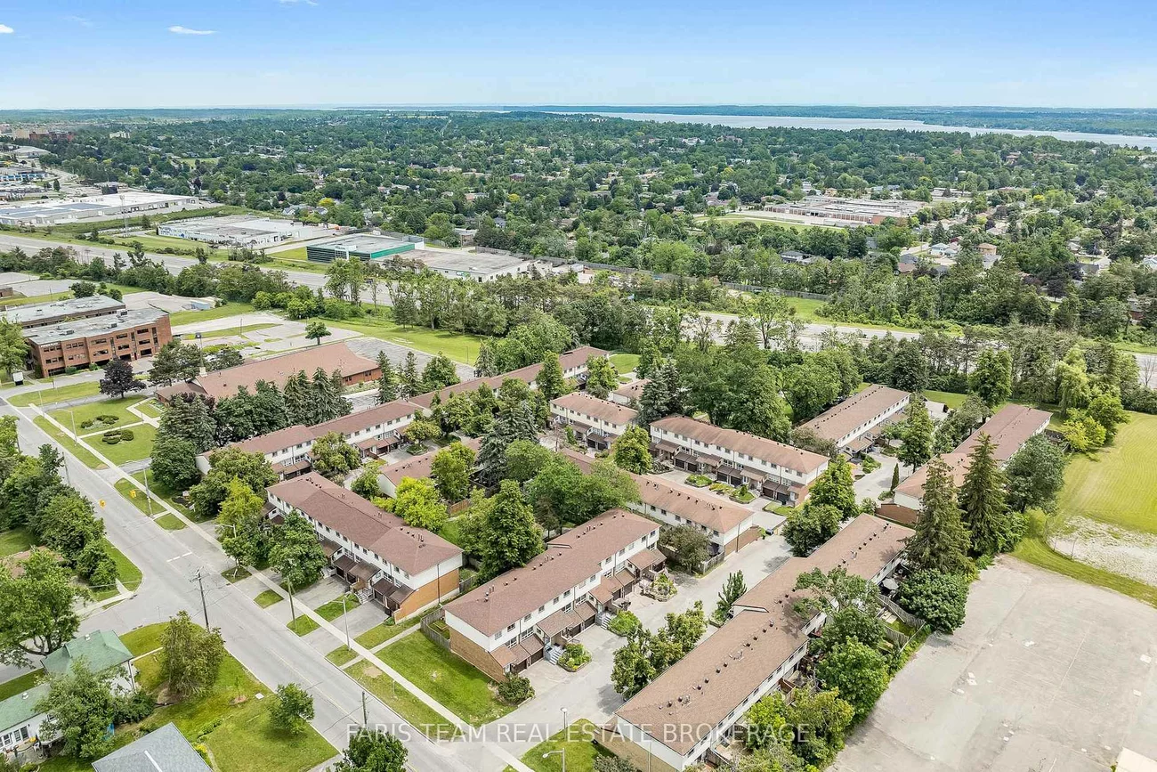 63, Ferris, Cundles East, Barrie