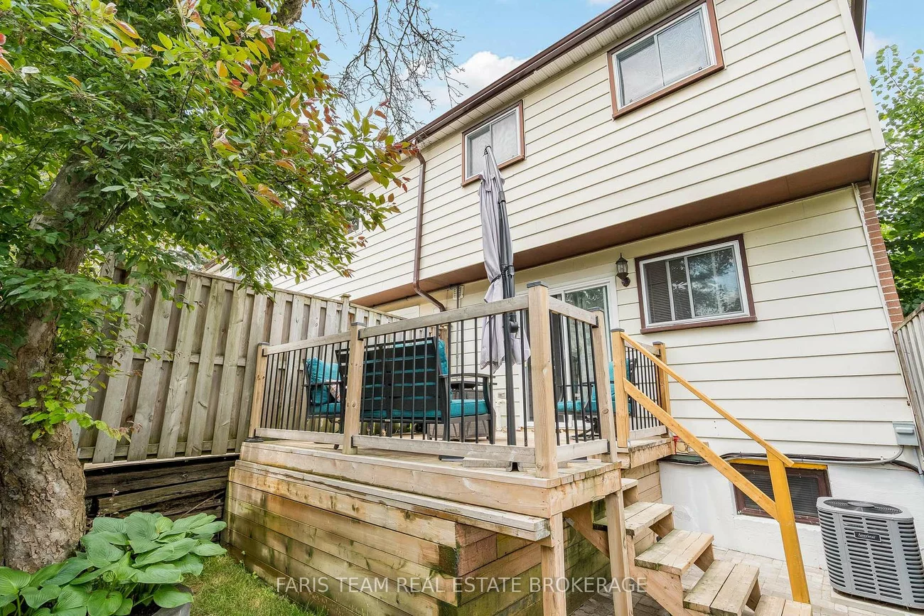 63, Ferris, Cundles East, Barrie