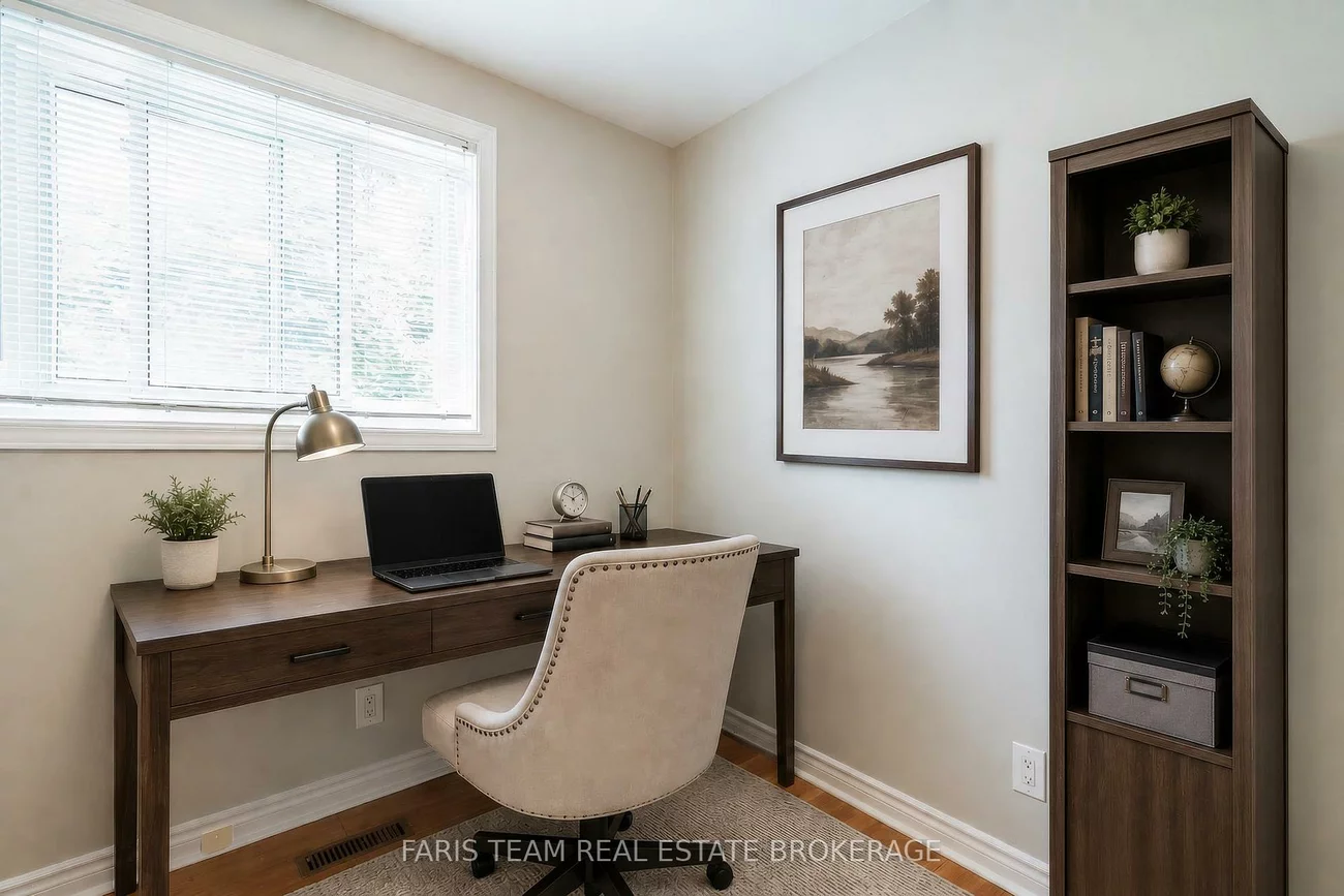 63, Ferris, Cundles East, Barrie