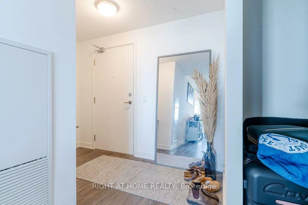 681, Yonge, Painswick South, Barrie