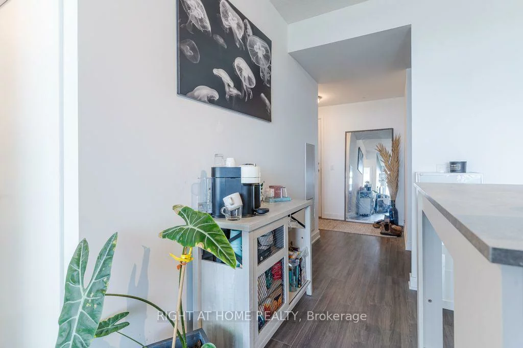 681, Yonge, Painswick South, Barrie
