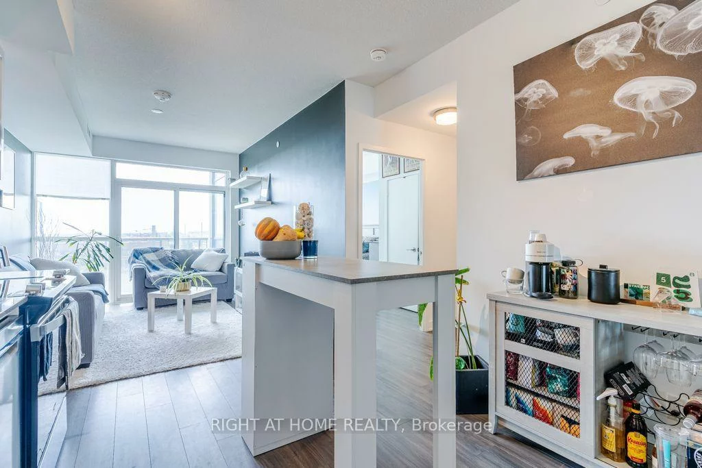 681, Yonge, Painswick South, Barrie