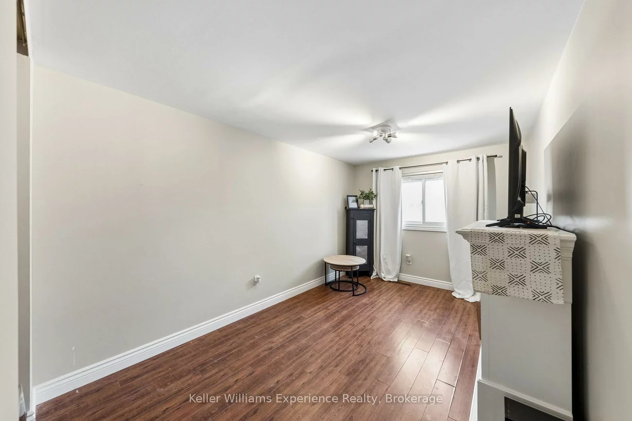 2, Bernick, Grove East, Barrie