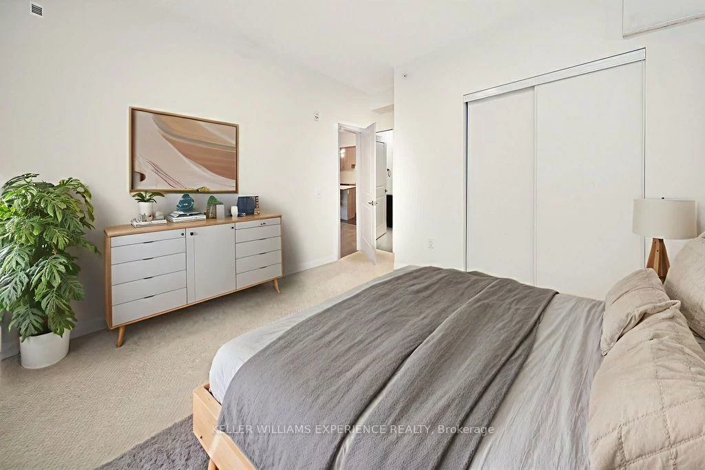 300, Essa, 400 West, Barrie