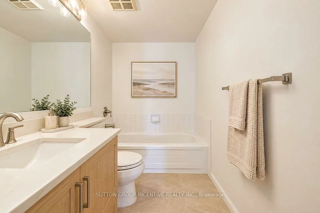 65, Ellen, City Centre, Barrie