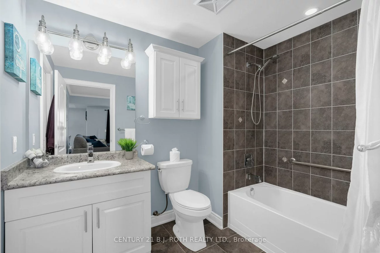 720, Yonge, Painswick South, Barrie