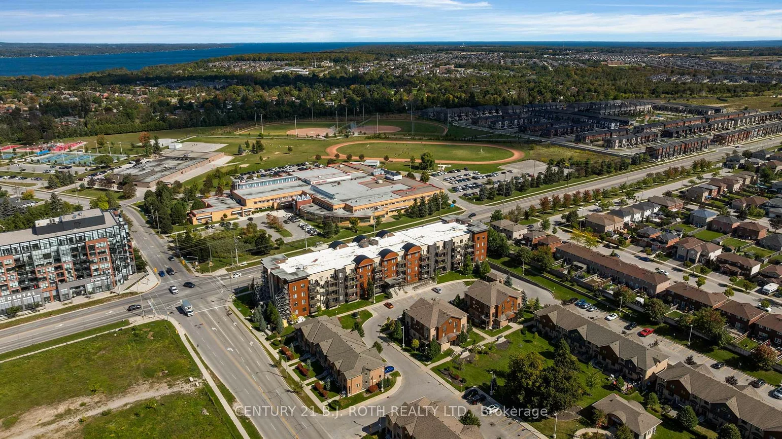720, Yonge, Painswick South, Barrie