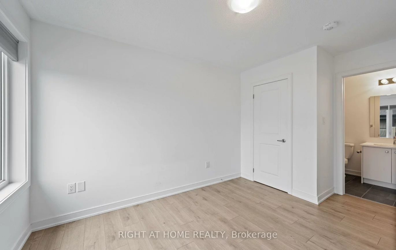13, Magnolia, Innis-Shore, Barrie