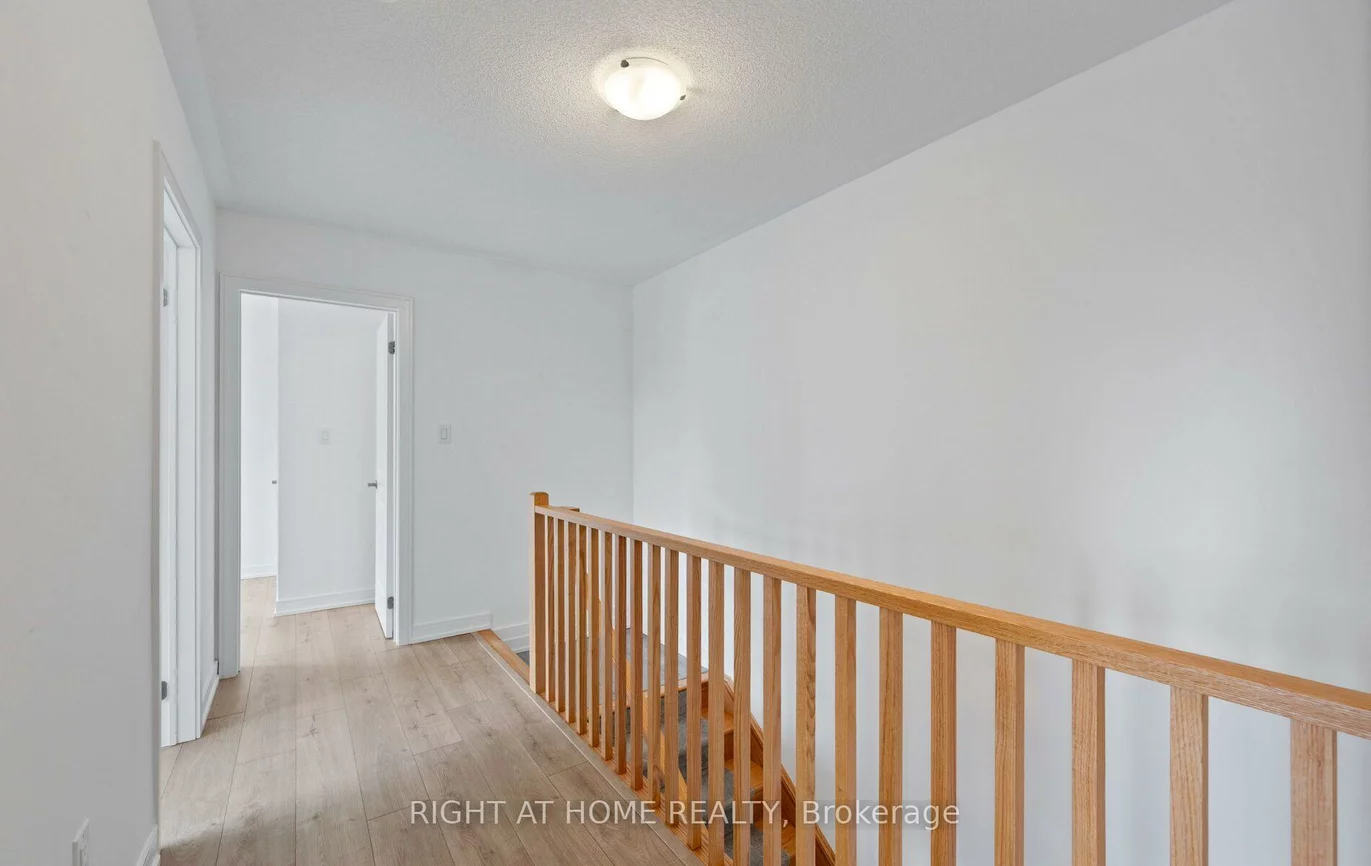 13, Magnolia, Innis-Shore, Barrie