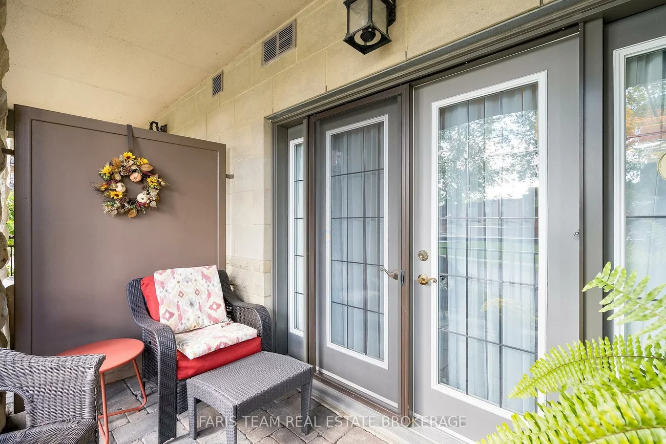 200, Collier, Codrington, Barrie