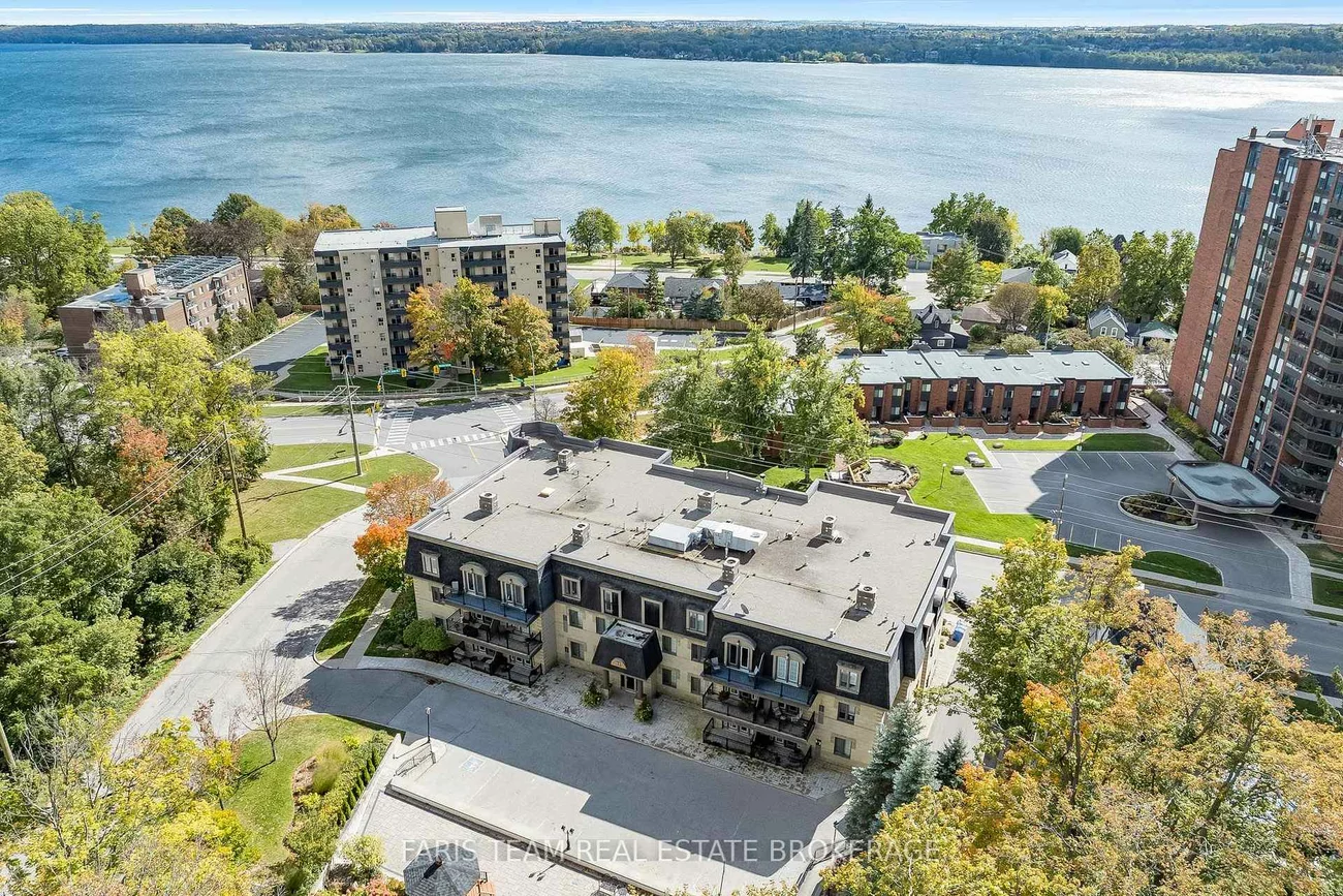 200, Collier, Codrington, Barrie