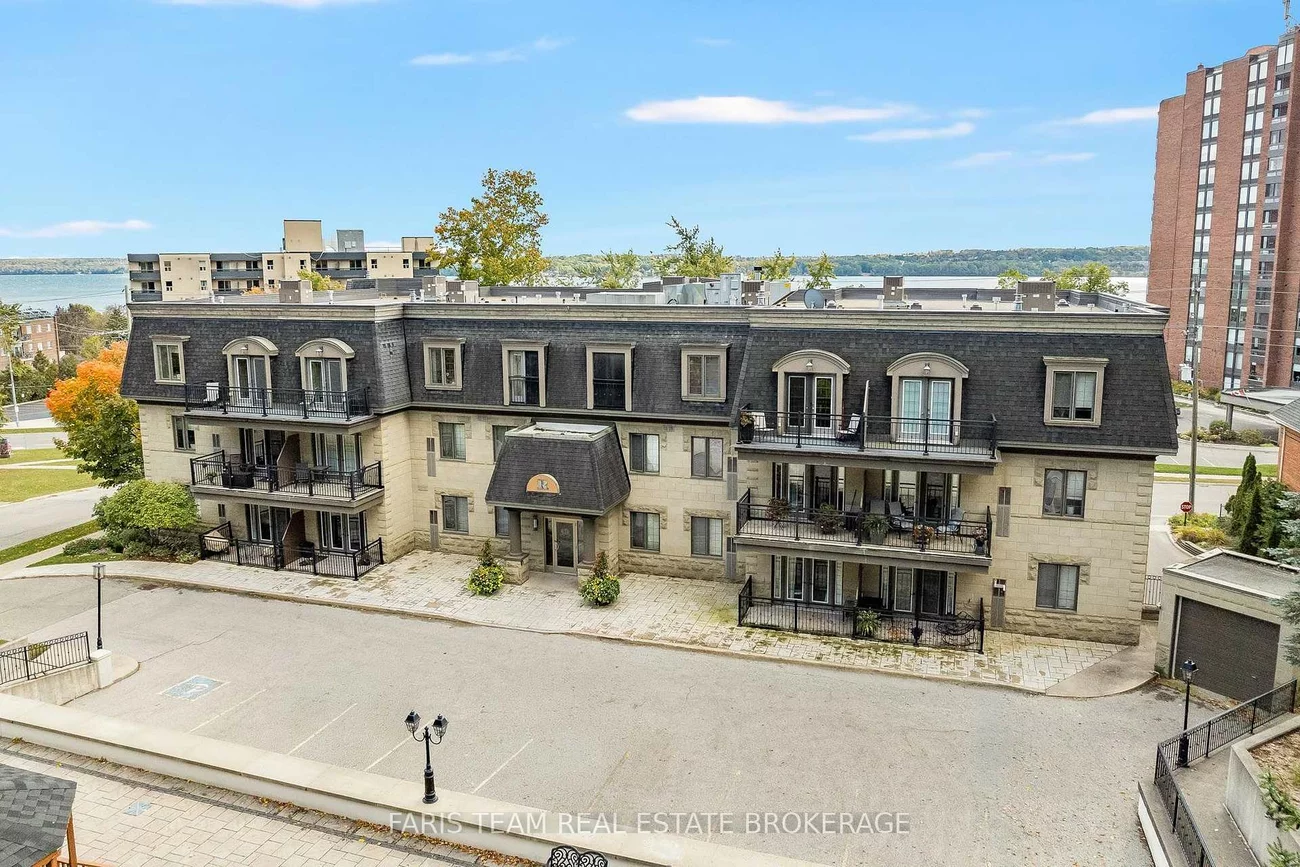 200, Collier, Codrington, Barrie