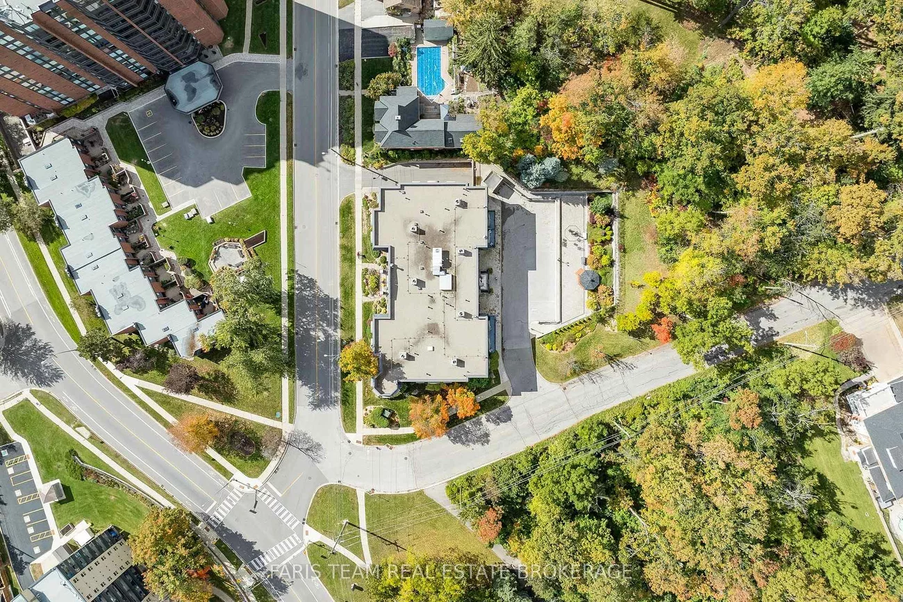 200, Collier, Codrington, Barrie