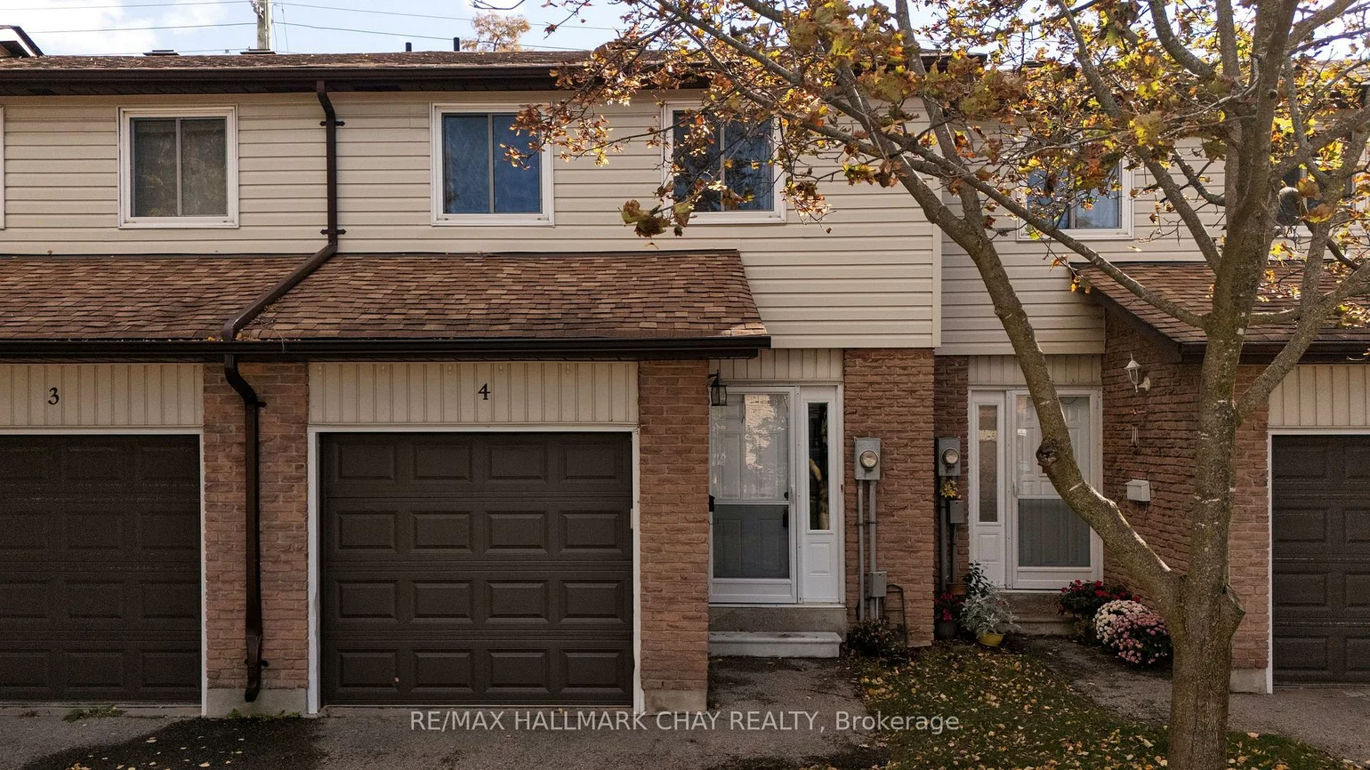 261, Rose, Wellington, Barrie