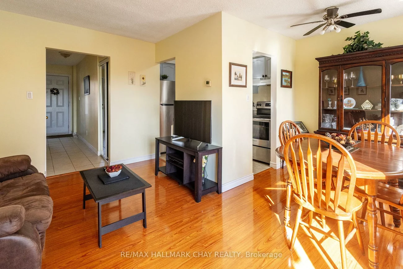 261, Rose, Wellington, Barrie