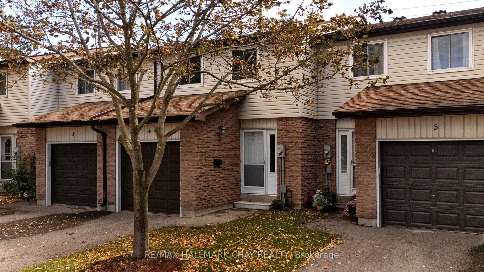 261, Rose, Wellington, Barrie