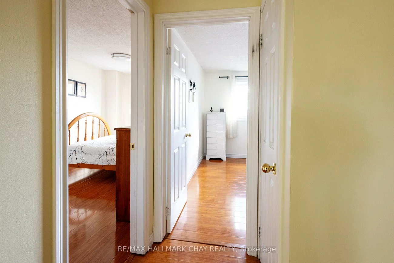 261, Rose, Wellington, Barrie