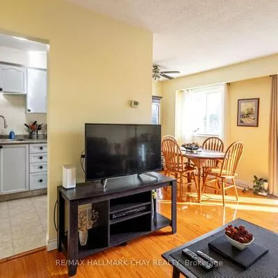261, Rose, Wellington, Barrie