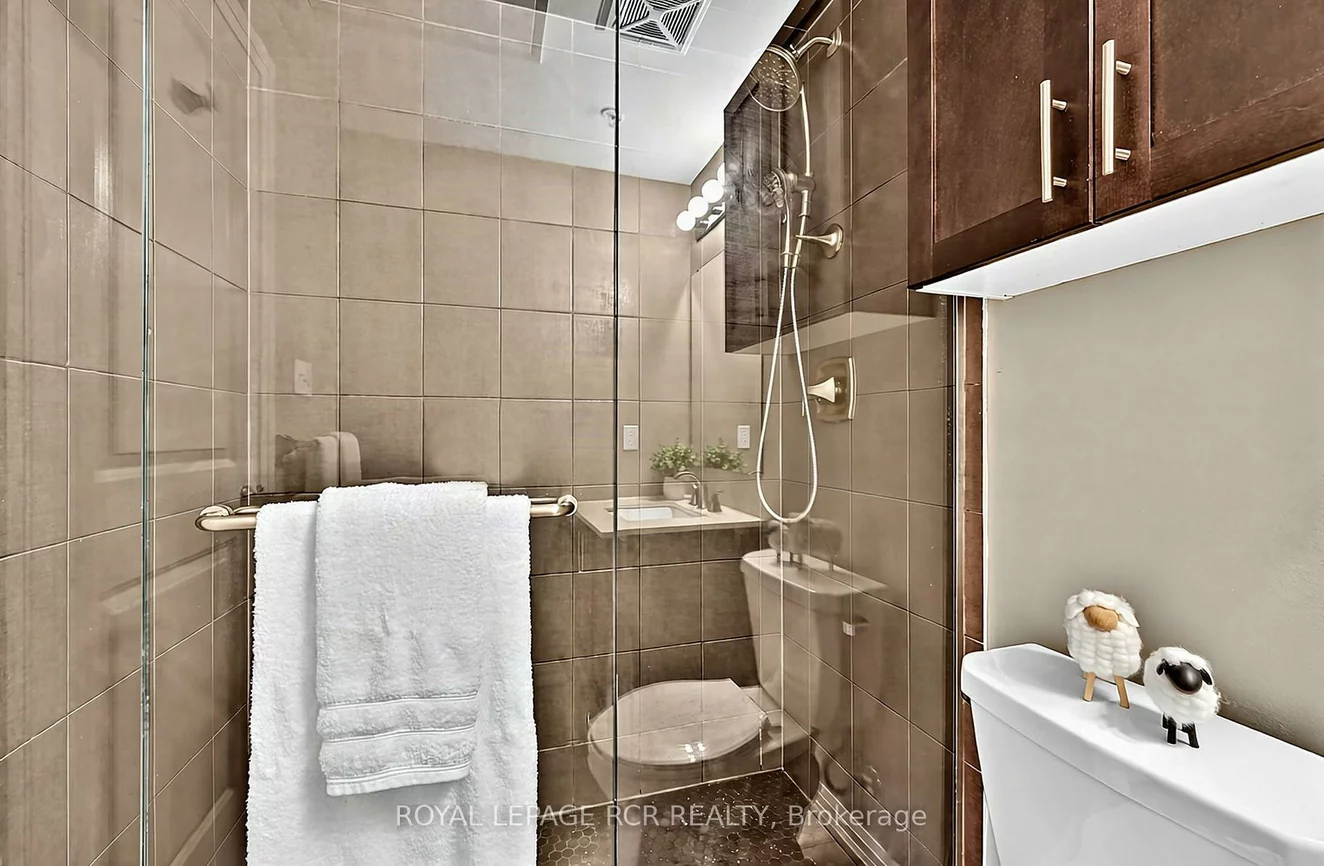 302, Essa, 400 West, Barrie