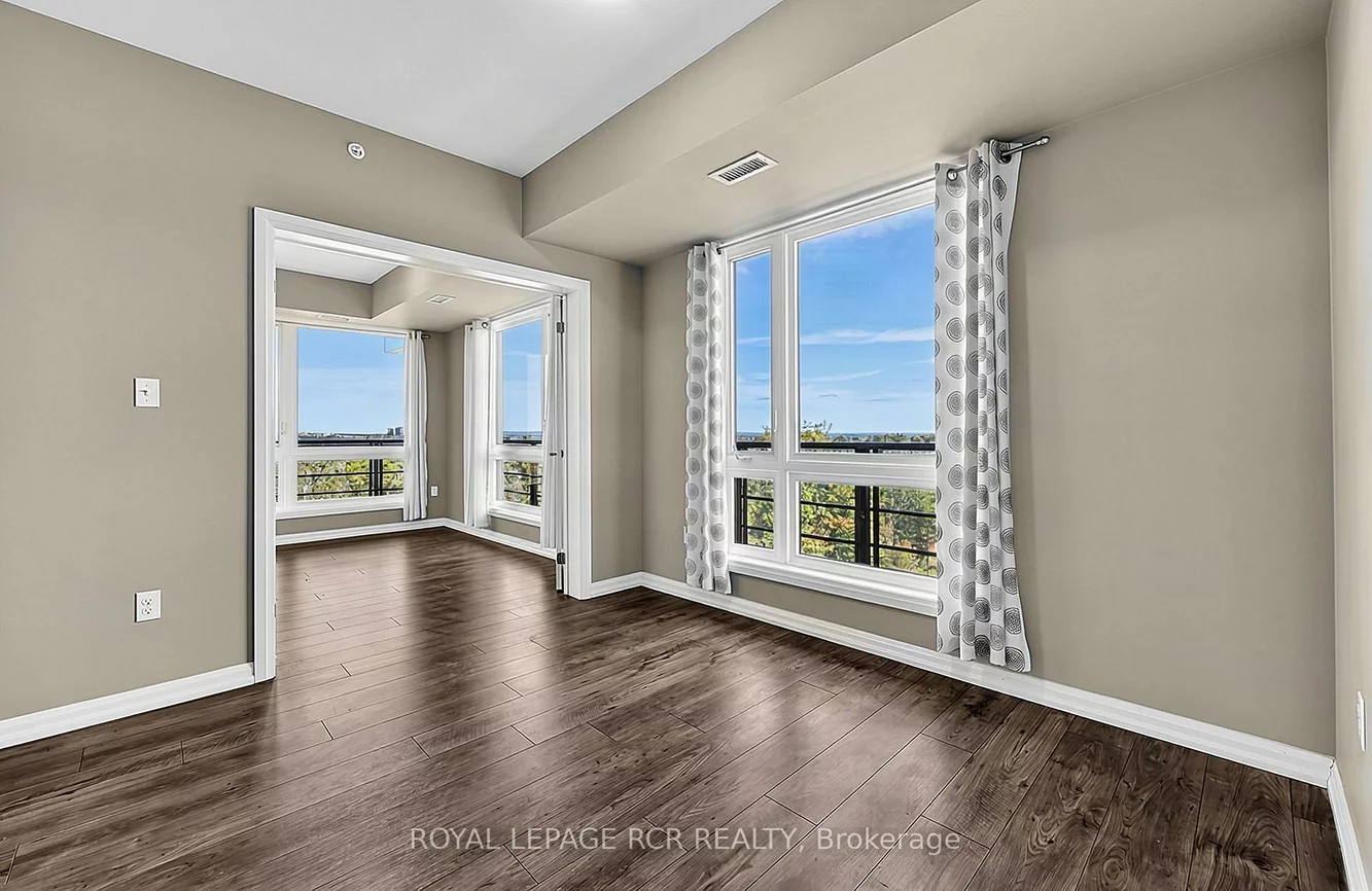302, Essa, 400 West, Barrie