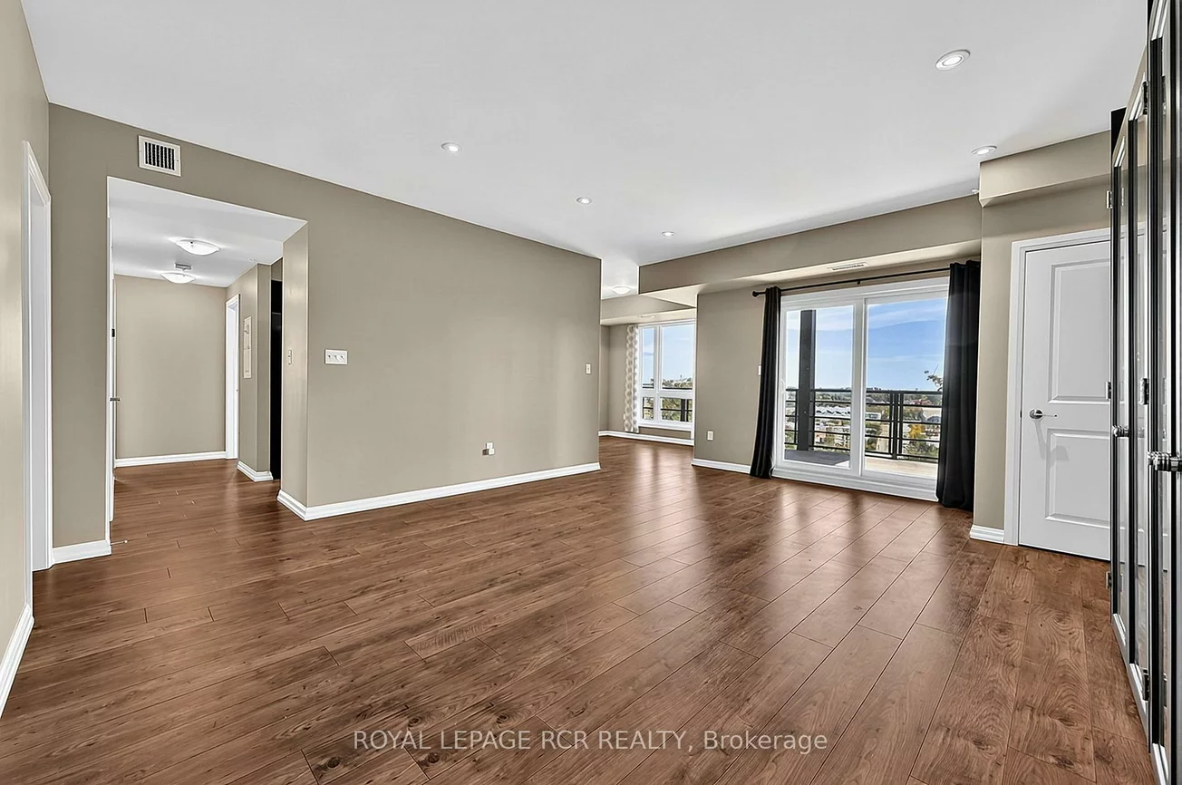 302, Essa, 400 West, Barrie