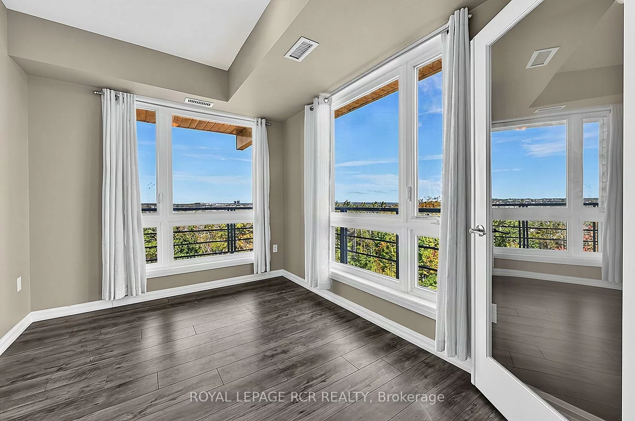 302, Essa, 400 West, Barrie