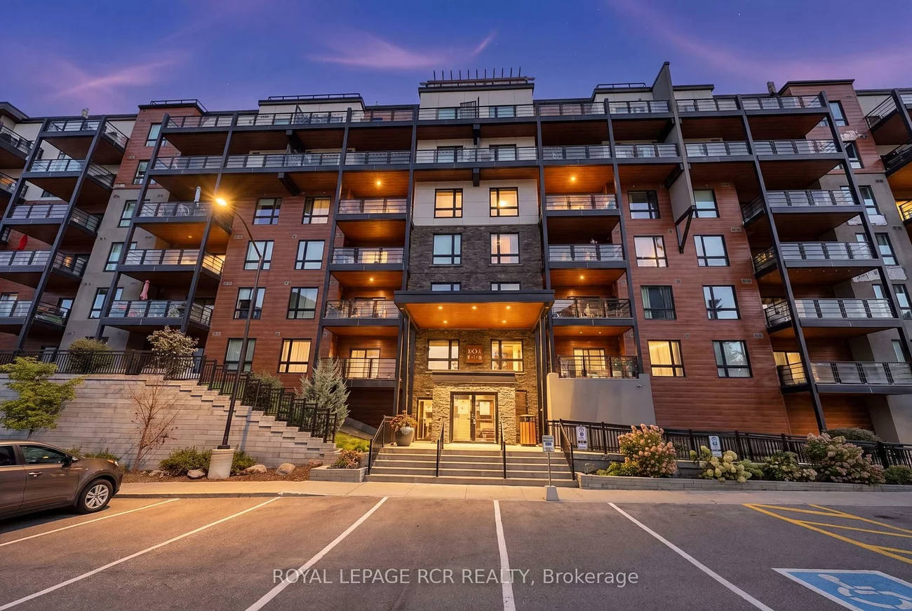 302, Essa, 400 West, Barrie