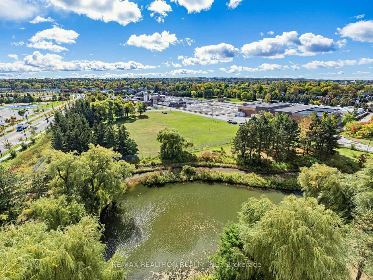 75, Ellen, City Centre, Barrie