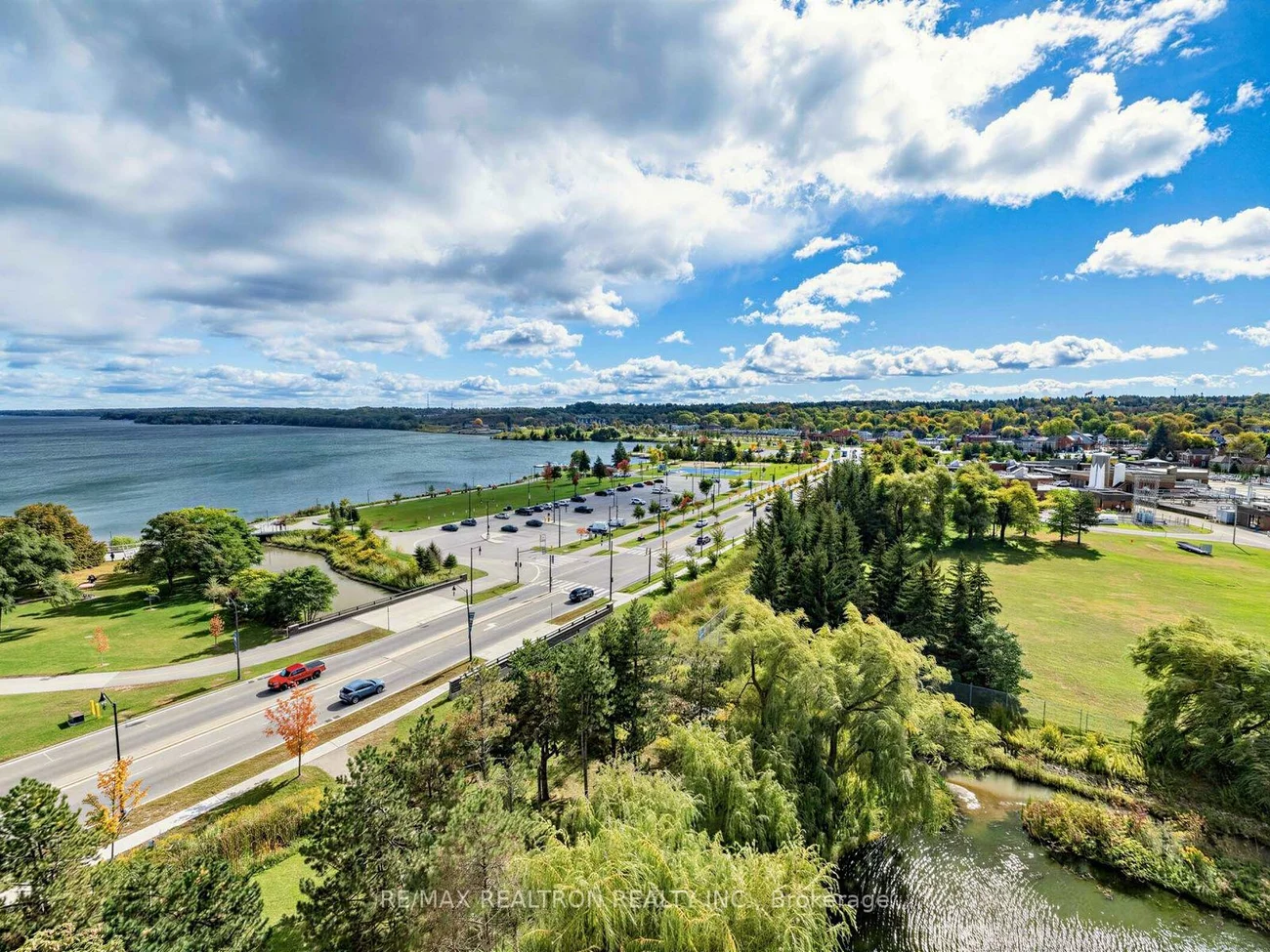 75, Ellen, City Centre, Barrie