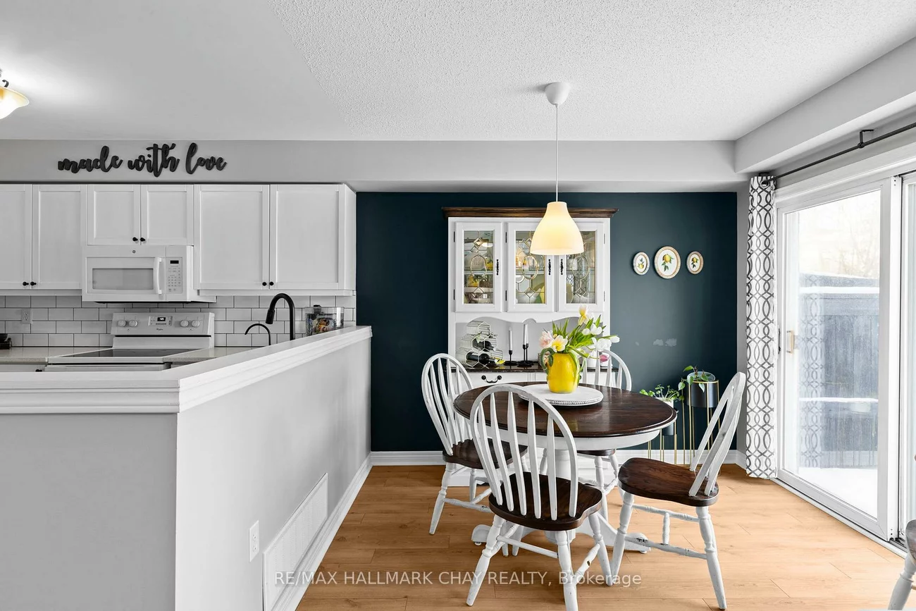 430, MAPLEVIEW, Painswick South, Barrie