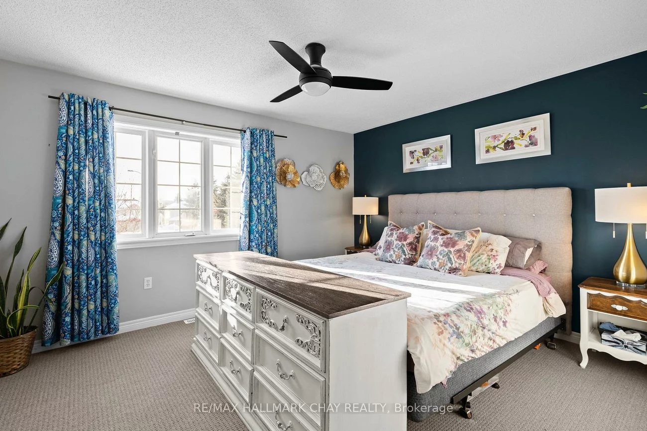 430, MAPLEVIEW, Painswick South, Barrie