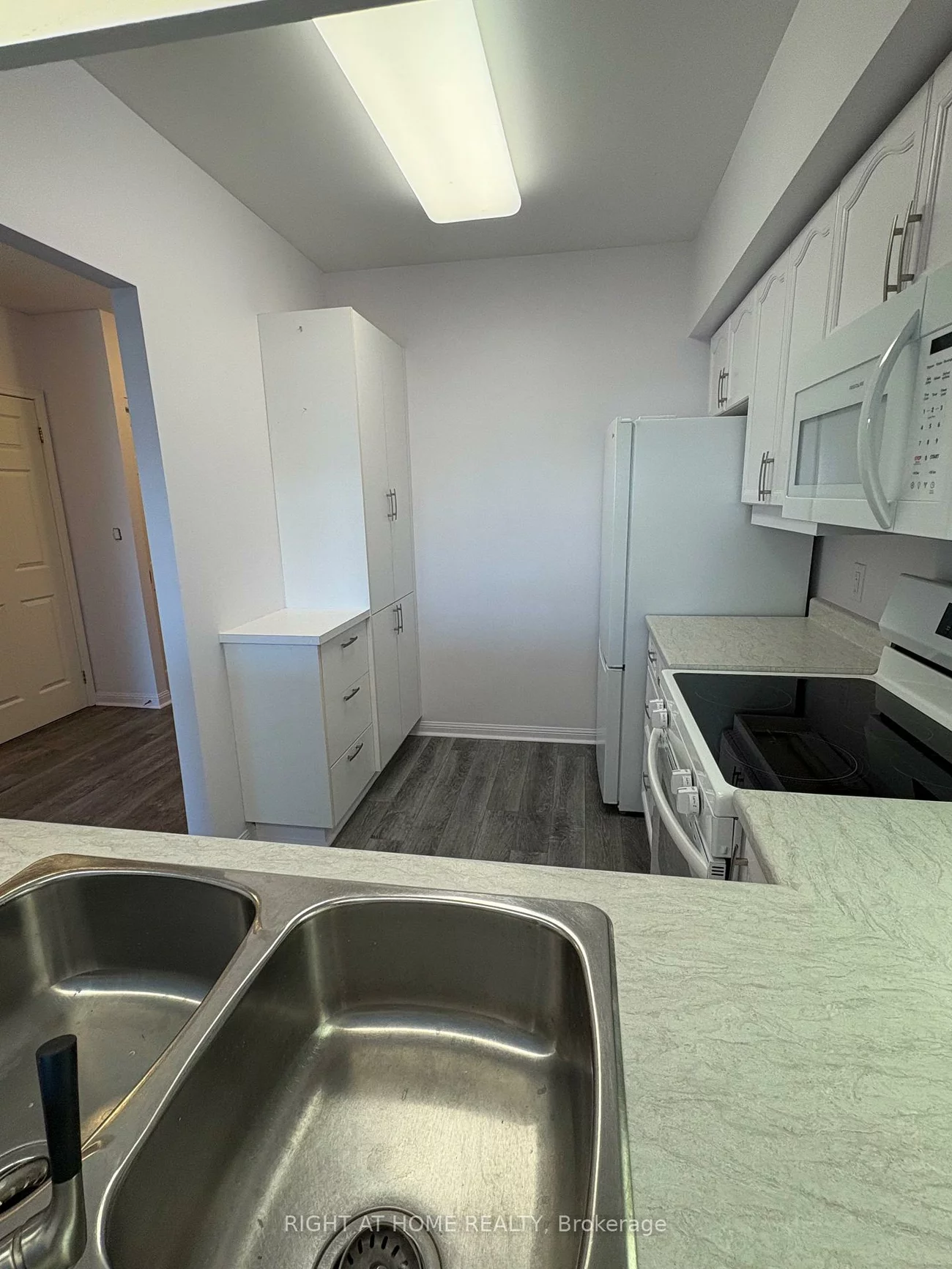 90, Dean, Painswick South, Barrie
