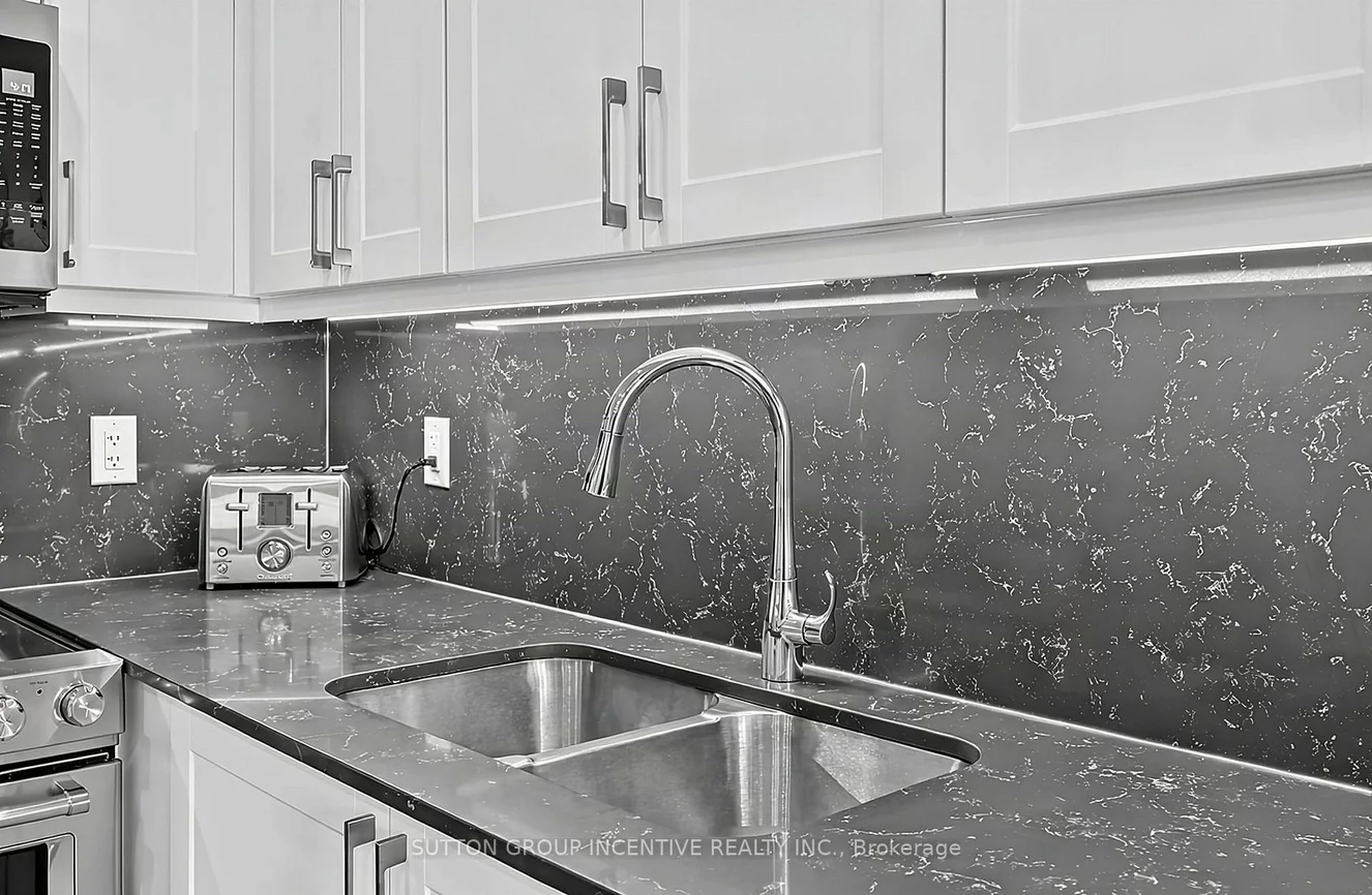 58, Lakeside, Little Lake, Barrie