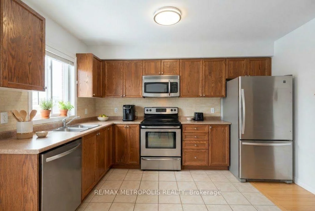 25, Southwoods, Holly, Barrie
