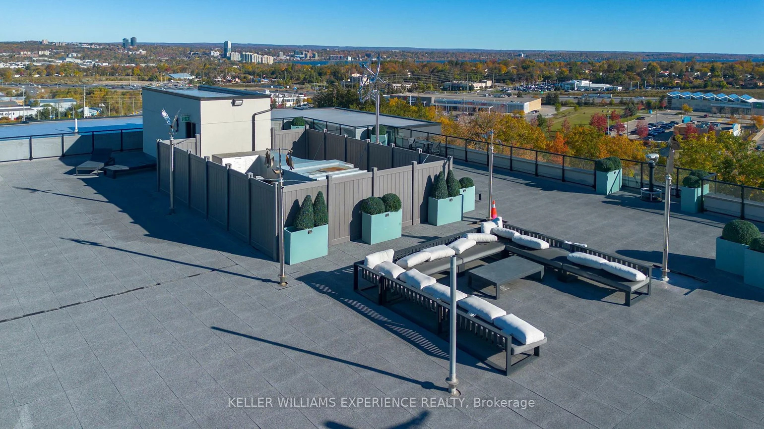 302, Essa, 400 West, Barrie