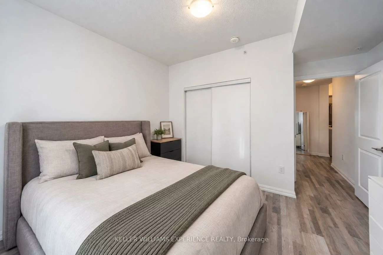 302, Essa, 400 West, Barrie